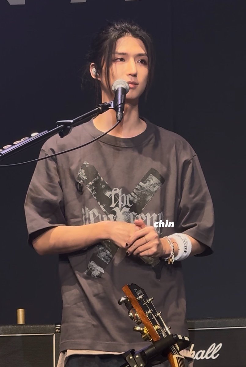 jhanonmymind's tweet photo. 평상시 팔뚝 이정돈데 루나틱 기솔 조지다가 펌핑된거 에이씨못참겠다진짜 https://t.co/83mp0Yhp01