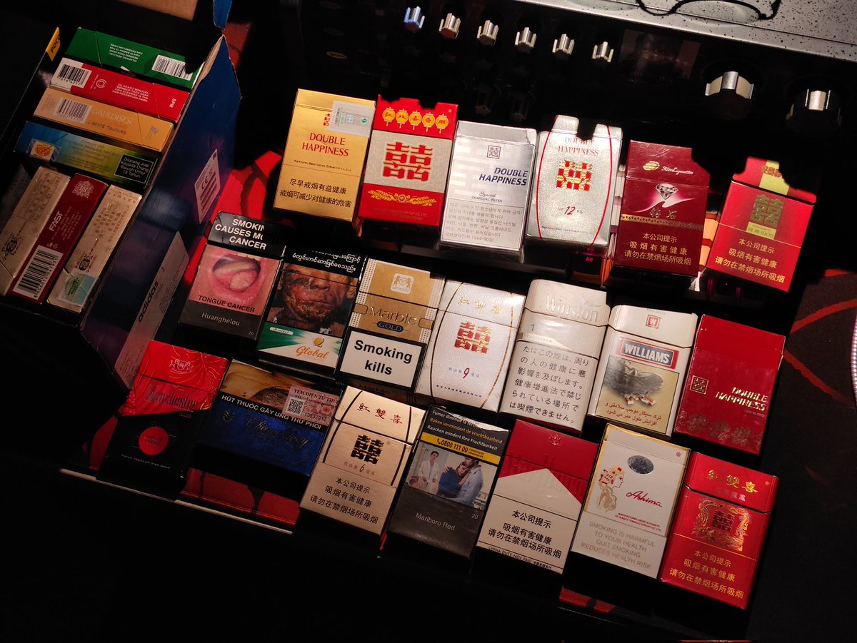 Gandhoyyy's tweet photo. my stash #lungcancertwt

many more in the box https://t.co/mZucc45HwD