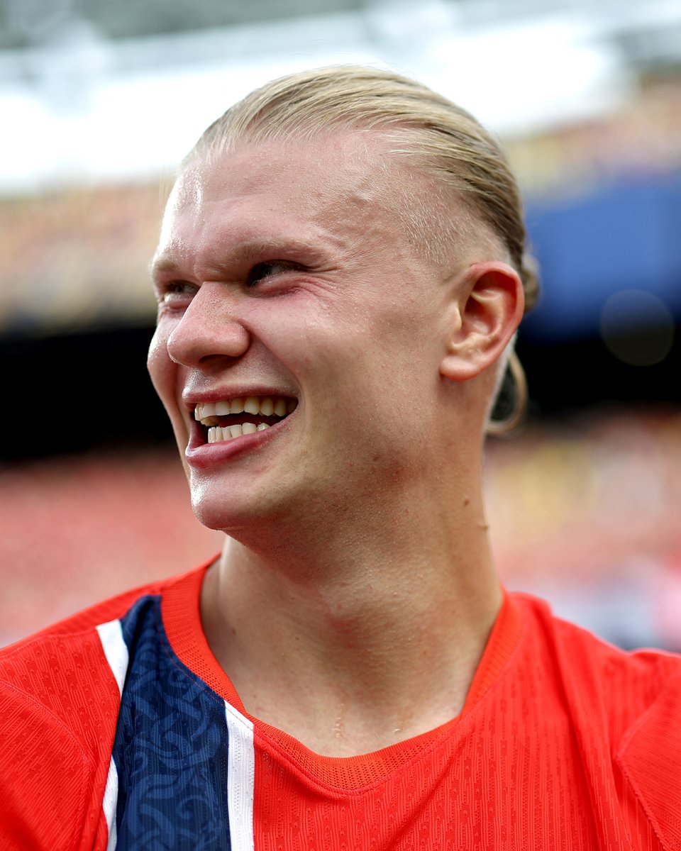 UEFAEURO's tweet photo. Haaland 😀 https://t.co/GeOqAHuH7c