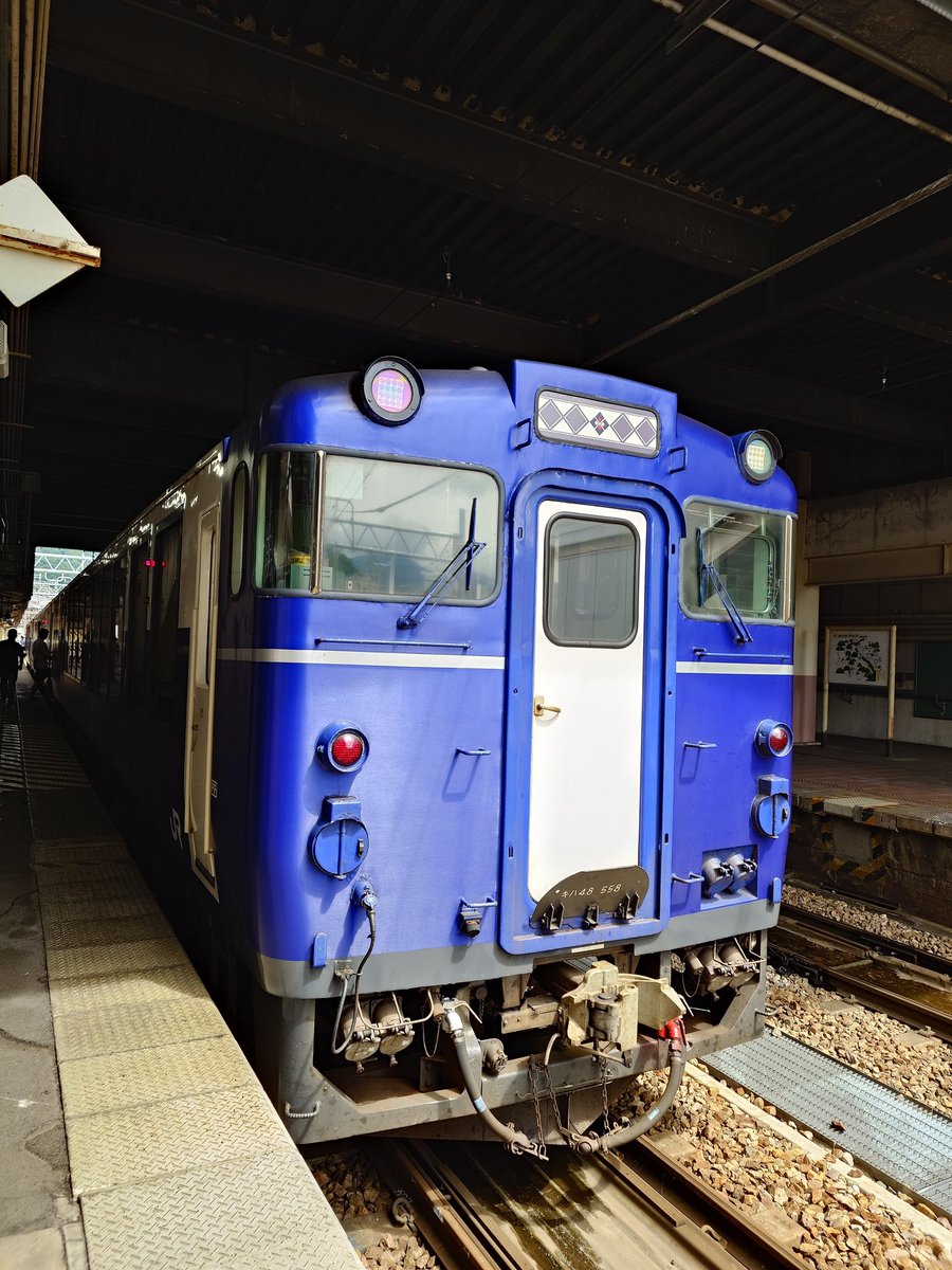 suuli_bice's tweet photo. #ご縁がありまして
参加させていただきました🫶
写庵さん(@63factory )、毎度素敵な企画をありがとうございます🙏✨おかげさまで食べまくり＋ちょい呑み旅でしたw
てっつんさん(@Aya701110 )、素敵なぜろちゃんのキーホルダーありがとうございます💕💕ぷぁ！🧡
#呑酒会 https://t.co/IpBRflrAtF