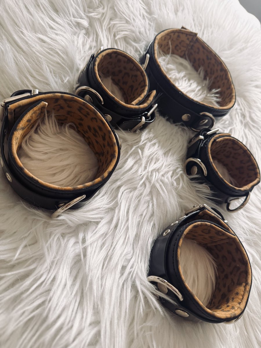 GoddessZarajfox's tweet photo. My dream set of cuffs &amp; collar has finally arrived, and I couldn’t be happier. 🖤🐆 The details are everything, and I’m already obsessed. If you had to choose just one piece to wear or admire, which would it be? Tell me below. 👀✨ https://t.co/OL9zqkmlNr
