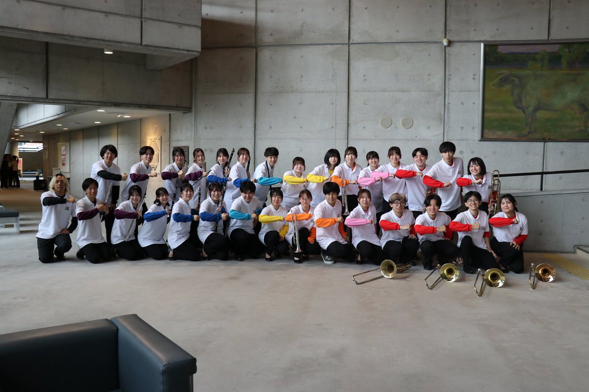 yubbnet's tweet photo. 【ジョイントコンサート】
山大・県大・学芸大・芸短大・周公大の5大学が集まって、総勢170人を超える演奏会でした！ゲストにはユッコ・ミラーさんをお招きしました🎷💖
たくさんの方々に、さまざまな面でサポートしていただきました。本当にありがとうございました。
#山大吹奏 #吹奏楽 #山口市 https://t.co/x7UR4StjVw