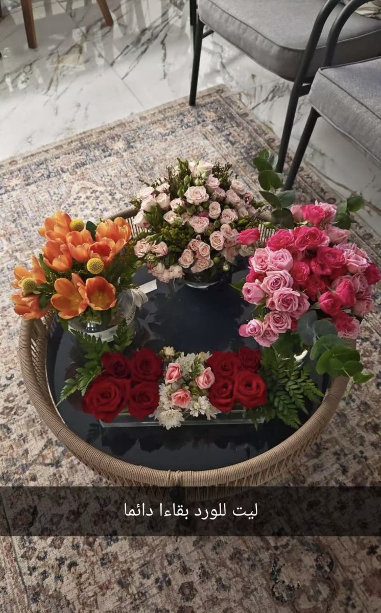 roohontha's tweet photo. ويامساء الورد اللي ماينعد🌷. https://t.co/onZIppronf
