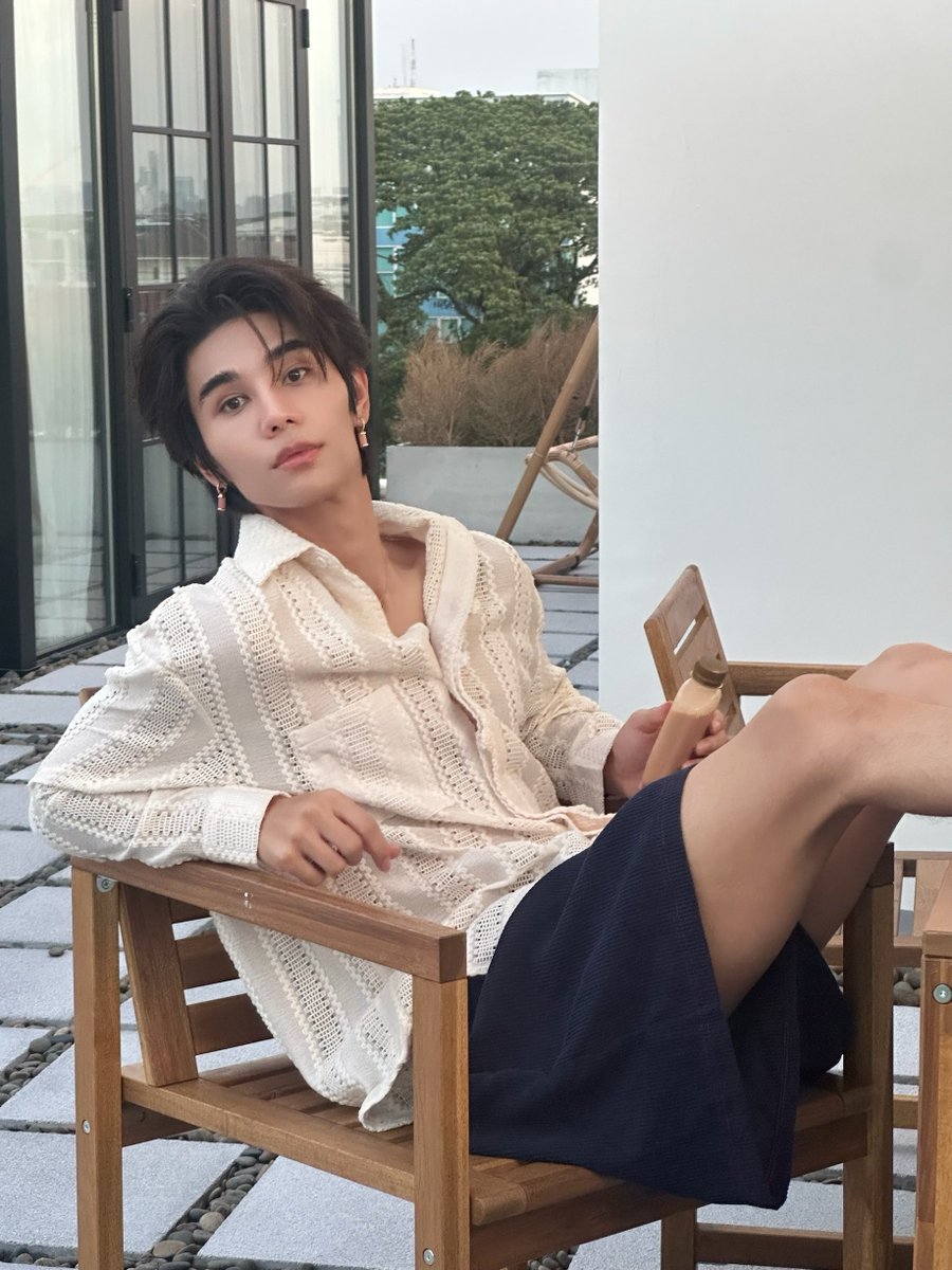 inspiresatur's tweet photo. เราจะทนกับความหล่อของพี่เจฟได้อีกนานแค่ไหน 🤭🤭 https://t.co/bJX1GT3Mxy