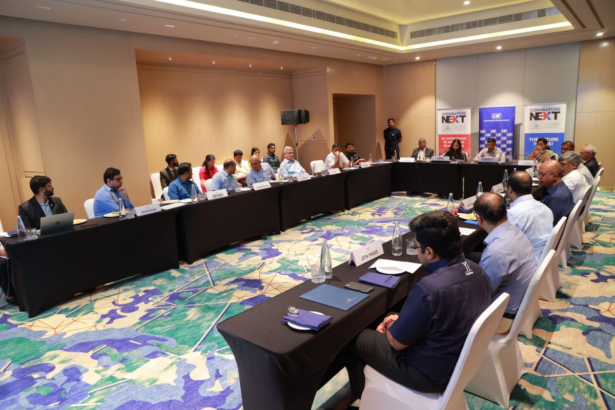 coimbatorenxt's tweet photo. Coimbatore NEXT &amp; CII Coimbatore engaged with Ms. S. Keerthana, Hon'ble Minister for Industries &amp; Investment Promotion, Govt. of Tamil Nadu, to advance Coimbatore's growth agenda.

✈️ Airport | 🛣️ Roads | 🚆 Railways | 🏭 Industry | 💼 Jobs

#CoimbatoreNEXT #Coimbatore #TamilNadu https://t.co/W9EAqzW8qZ
