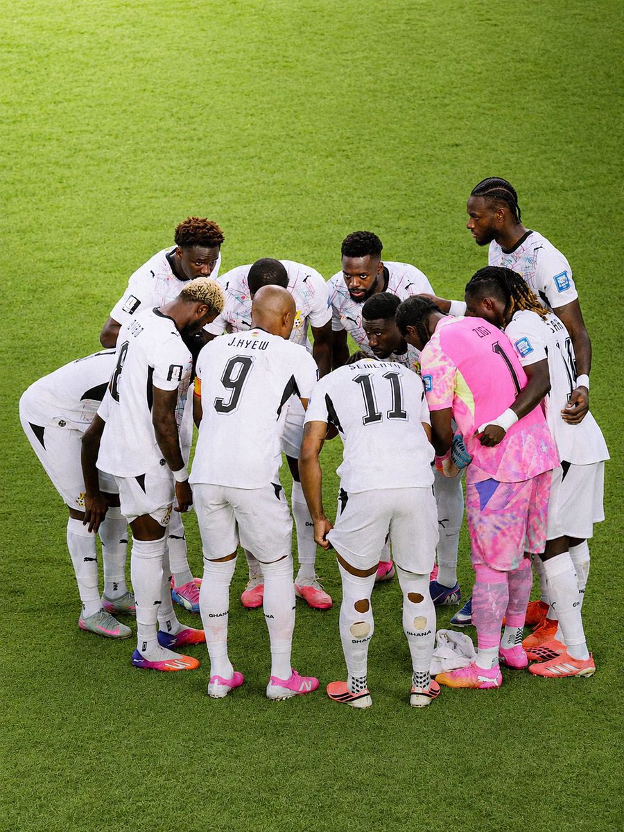 Williaaams45's tweet photo. Proud of this team and of all the work we’ve done. 🙏🏿

We all wanted more, but seeing the whole country come together again to give strength to the @GhanaBlackstars has been truly special.

From the heart, thank you Ghana. 🇬🇭 We’ll come back. ❤️ https://t.co/m2qXWpKqWw