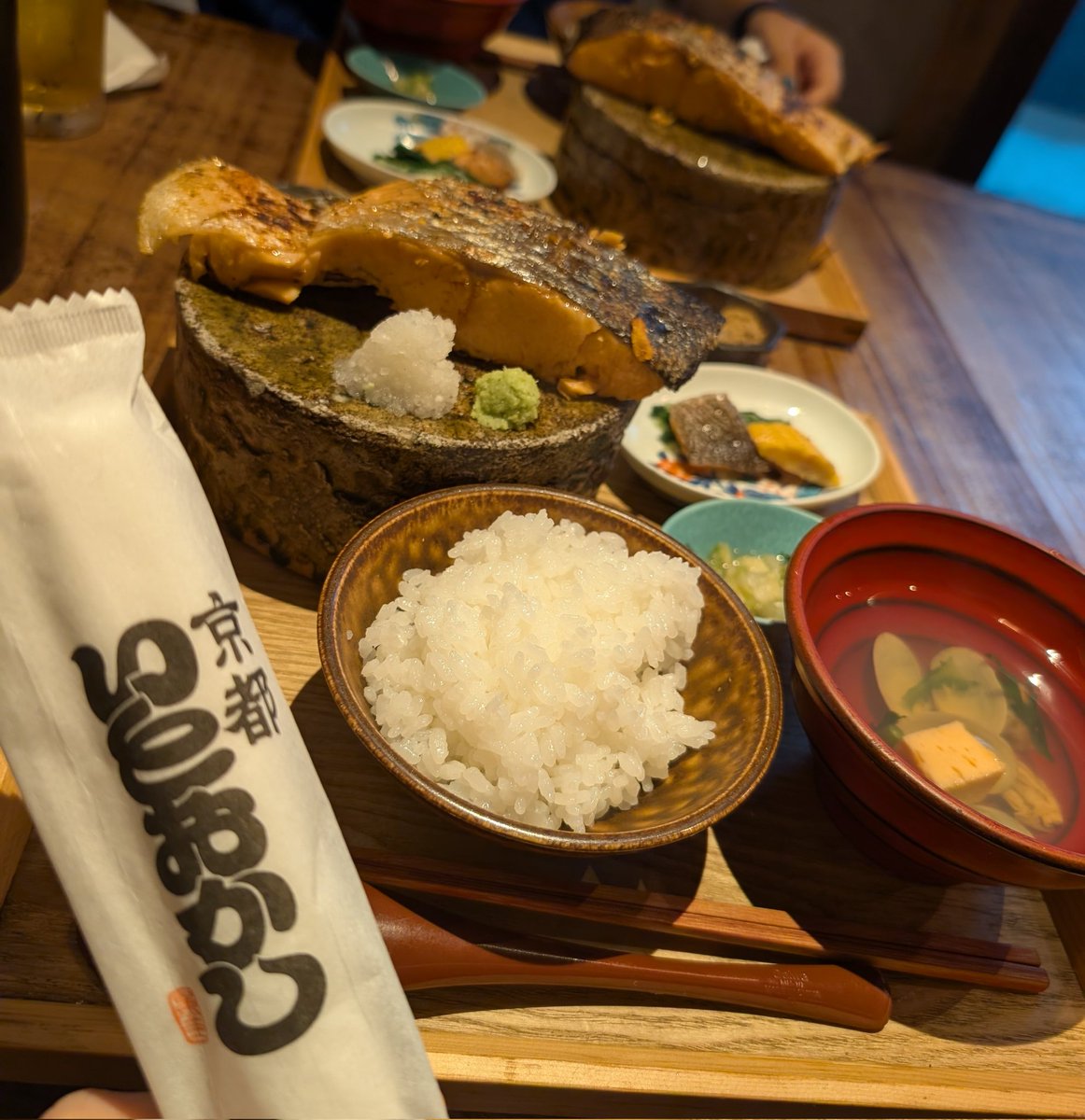 ktktgame's tweet photo. 朝ごはんに極厚鮭食べて
ポケセン京都行って
ニンテンドーミュージアム行って
花札色塗りして🎴

楽しかったなあ〜
大好きいっぱい補給できた🥰 https://t.co/7q8FUSN08g