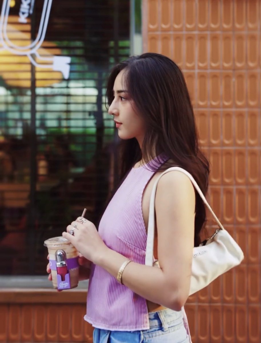 ksssfy's tweet photo. lethal side profile ✨ https://t.co/2jQCPpxwzu