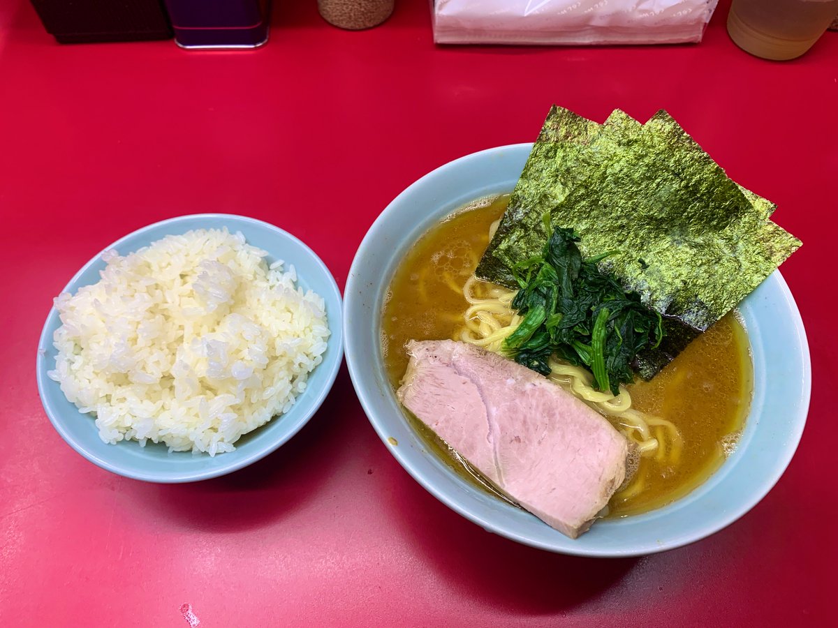 710_bugyo's tweet photo. 今日もありがとうございました❗️
ポチャッコチェキ撮れて良かった👍
次は誕生日❗️最高の1日にしようね😆 https://t.co/8zp3T4Zo10