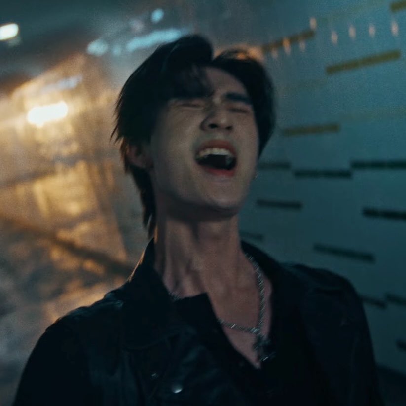teevithe's tweet photo. dew tarik urat, tee tarik urat asal jangan tarik ulur hubungan aja… yang pasti pasti aja oke?!!!

DEWTEE TRUE COLOR
#TrueColorMV
#MrKillSeries https://t.co/GnJejXACoh