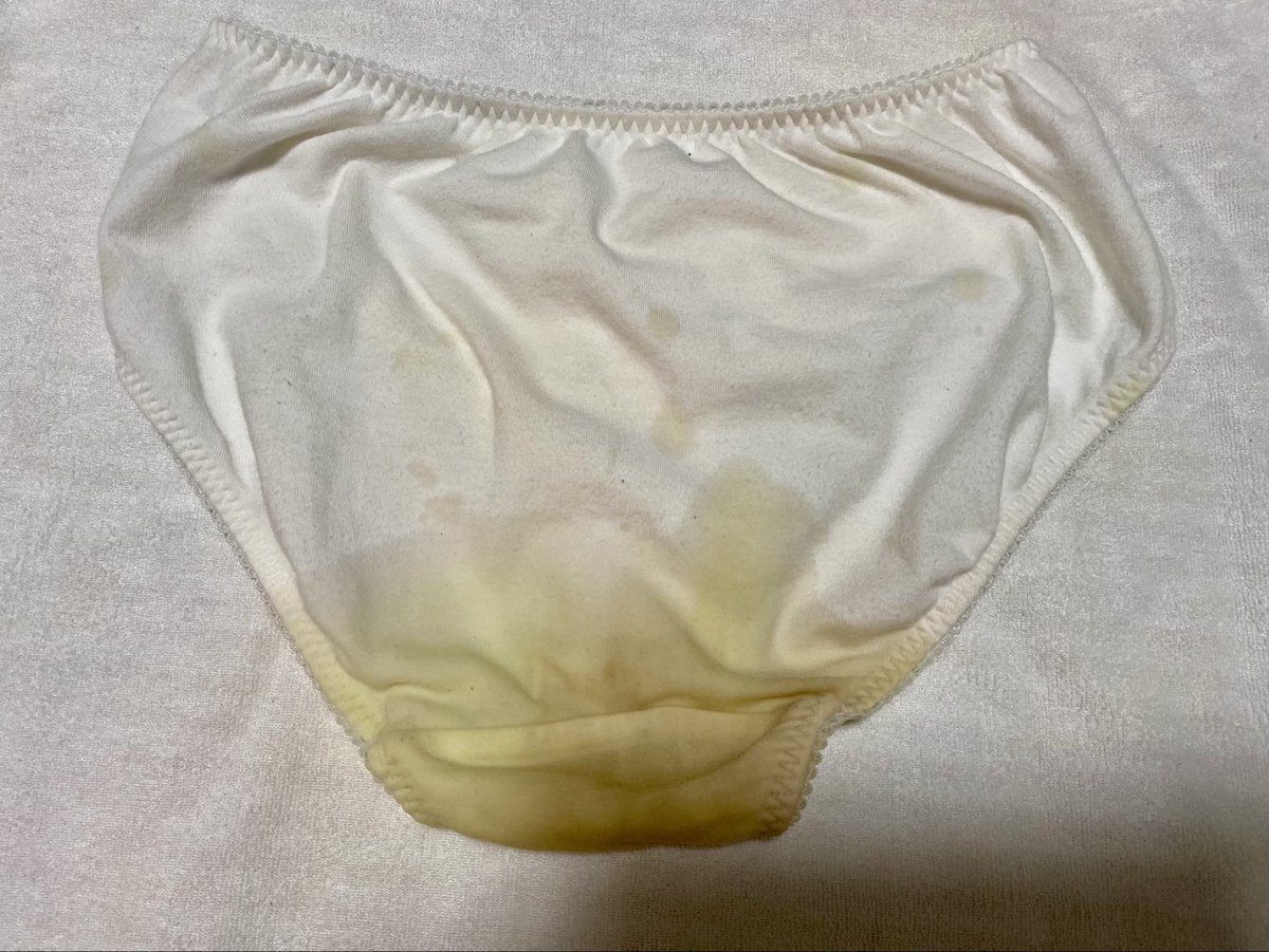 sayuomo292639's tweet photo. ズボンの股の部分がこんくらいならギリギリ間に合ってますよね、、？笑
今日はギリギリで間に合いました https://t.co/RvxkOx5kzc