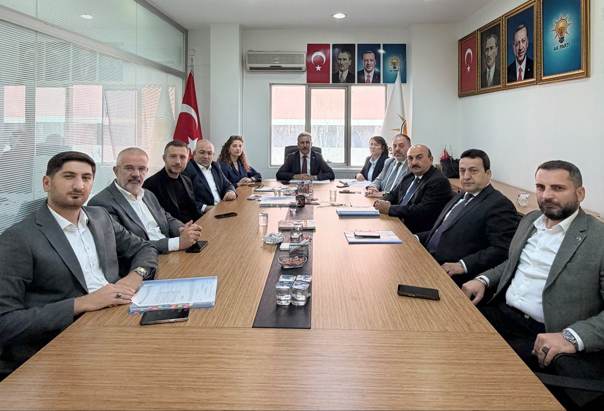 tahirabus's tweet photo. Beylikdüzü Belediyesi Temmuz Ayı Meclis Toplantılarımızın 1. oturumunu gerçekleştirdik.

Alınan kararların ilçemize ve ilimize hayırlı olmasını diliyorum.

Meclisimize katılım sağlayan tüm meclis üyelerimize ve kıymetli çalışma arkadaşlarımıza teşekkür ediyorum. https://t.co/qHmyzerg54