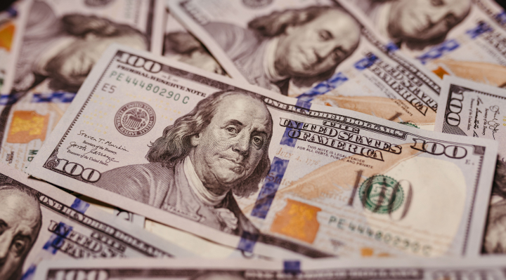 BrujulaNoticias's tweet photo. A una semana del cambio flexible; el dólar sube 10 centavos y se cotiza en Bs 9,83
https://t.co/CptTEh6lxy https://t.co/jiqsX4EjwO