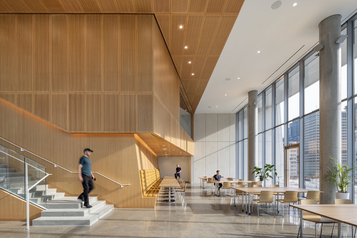 Architizer's tweet photo. #ProjectOfTheDay: University of Toronto Schwartz Reisman Innovation Campus West by Teeple Architects

A series of multi-story winter gardens creates a vertical social network through the building, connecting people instead of isolating them on separate floors. 

📍Toronto, Canada
Photos by: Albert Vecerka/Esto, Nic Lehoux
Details: https://t.co/7g6AUGz04h