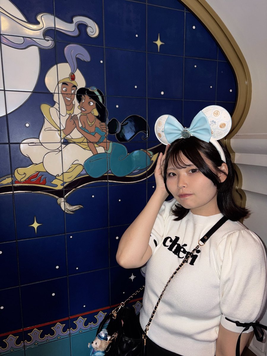 _hiyo_ri's tweet photo. いよいよ予約開始です！
最後の撮影会だから、みんなとの時間を
大切に過ごしたい🥺
会いに来てもらえたらすごく嬉しいです

🎫 https://t.co/yzac4bxIYZ https://t.co/dqYkFh2MjR