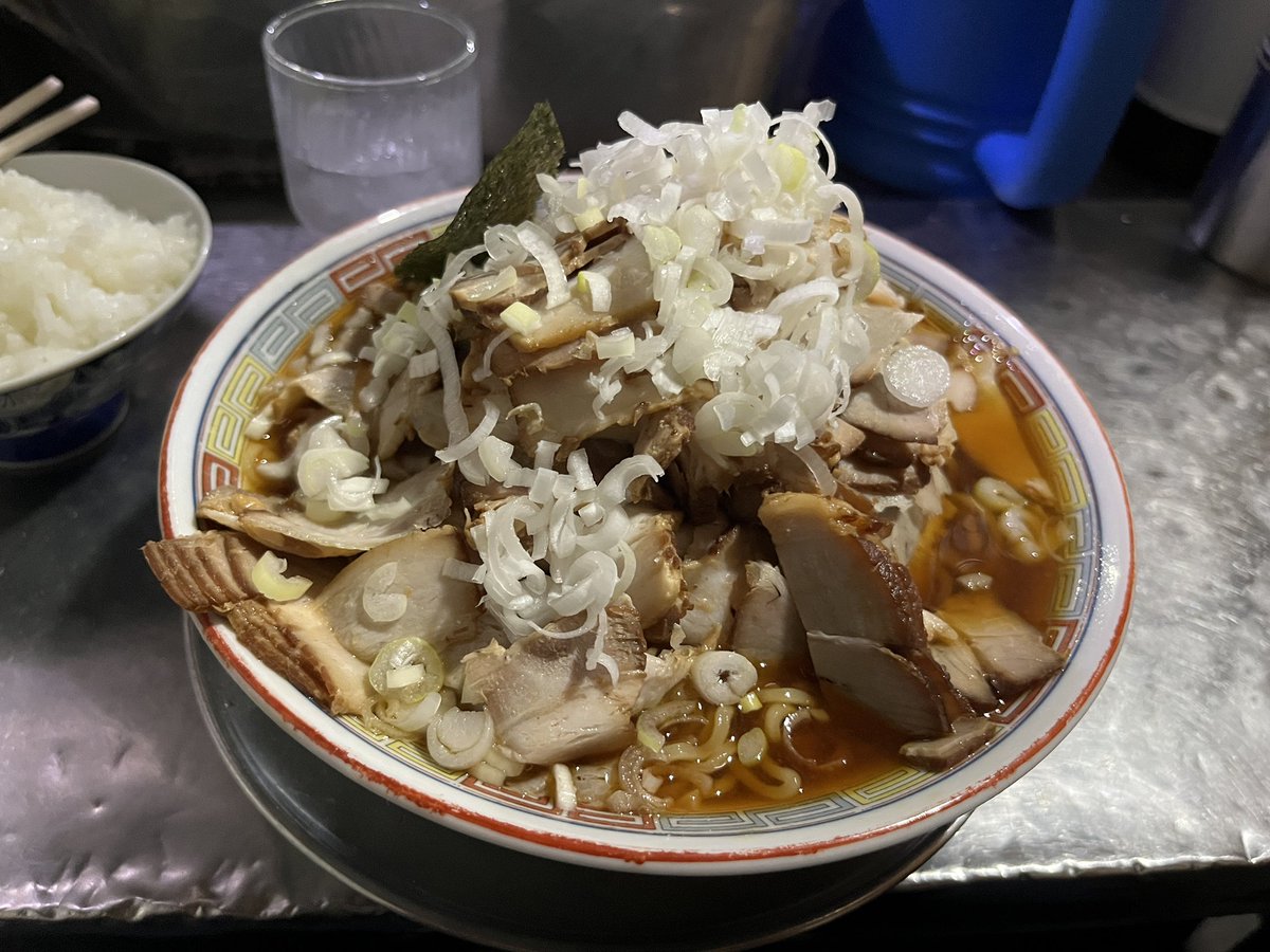 ikami's tweet photo. #ほていや
いつも大盛りチャーシュー(^^)☆
4回前くらいの時に、、、
お腹いっぱいの時に小盛りチャーシューたのんだら、、、
びっくりされました(^^)（謎
岐阜に帰って来たので、、、
 いつでも行けるので安心ね(^^)♪
ご飯がめっちゃ会う、、、
誰か言い出したんだろ(^^)？ https://t.co/qNJN0cMhxQ