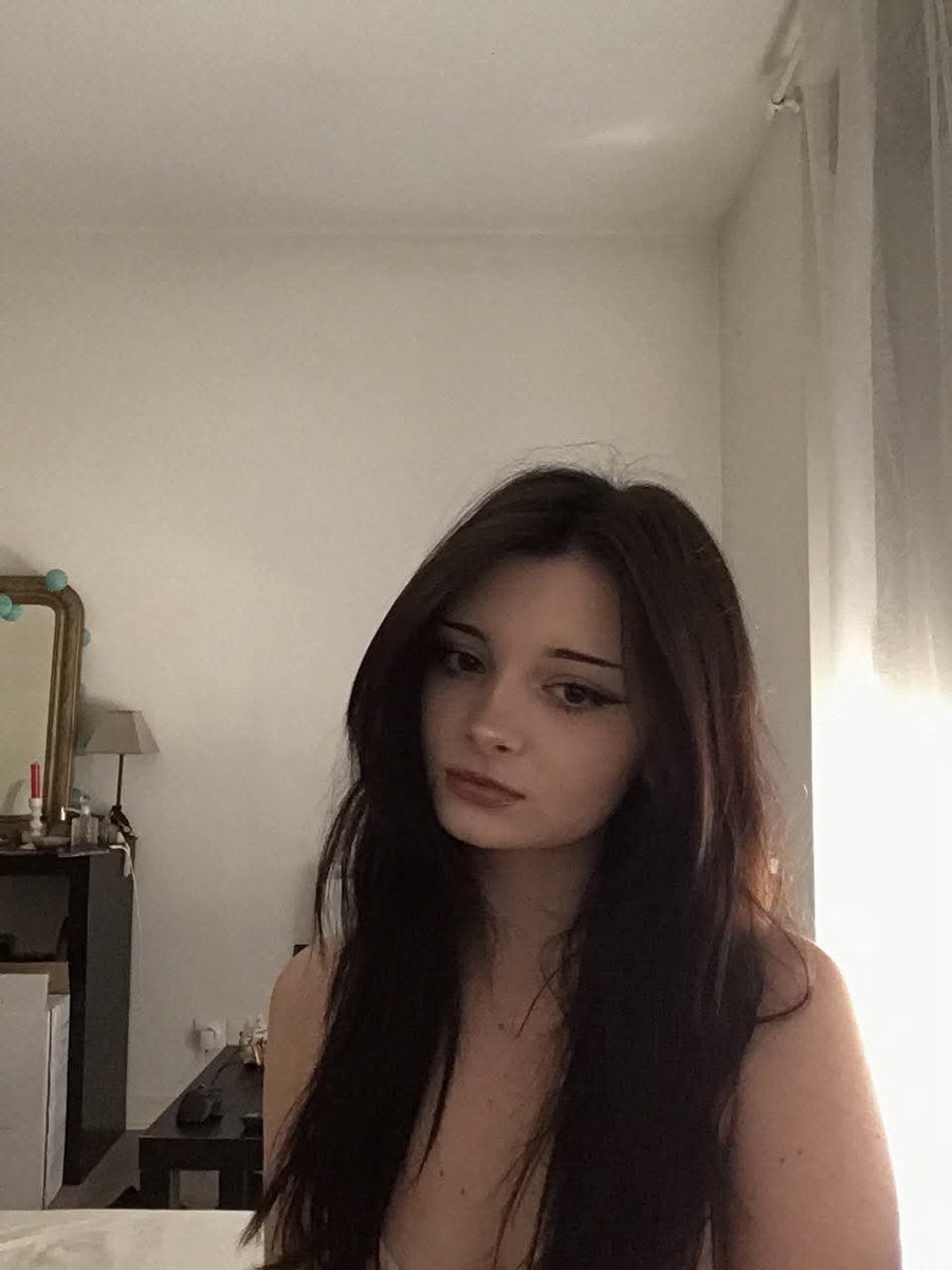 rosealba tweet media