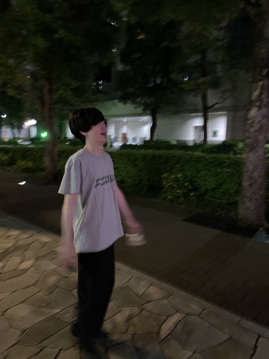 ginsketsai's tweet photo. ギターマガジンの取材を受けました。
すごい丁寧にインタビューしていただきました。
Overthereについてや、制作とかもちろんギターについても話しています。
横山秦一がいかにすごいギタリストがみんなに知って欲しい。 https://t.co/U6nAT5FWCb