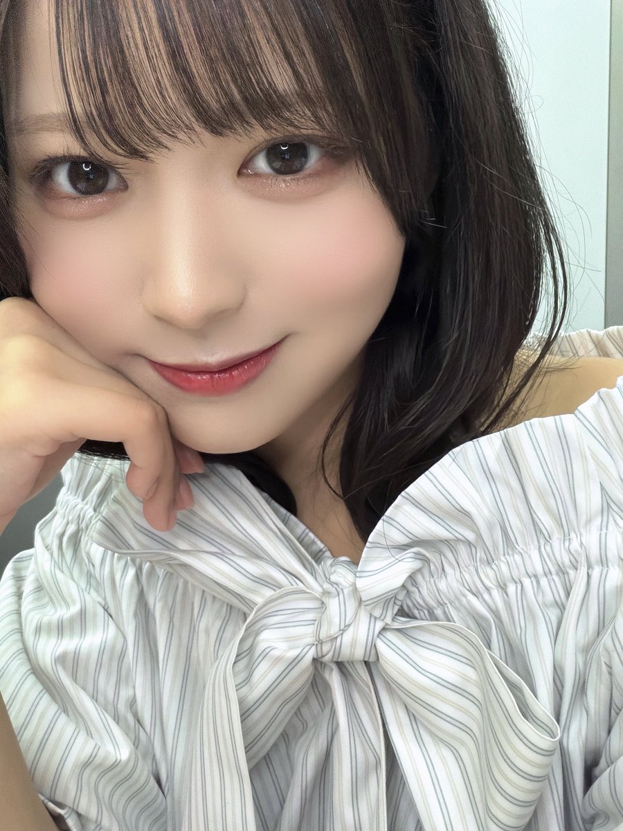 esumi_renon's tweet photo. オンラインサイン会ありがとうございました！
今日もたくさん名前呼べて嬉しかったよ〜
この夏思い出いっぱいにしようね🐬🫧 https://t.co/LIMfXZPr4Z
