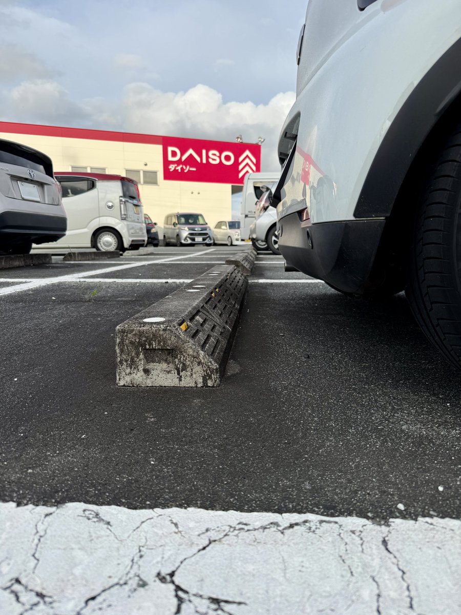 smart_abarth's tweet photo. このタイプは気をつけないと…って、やっと晴れそうだから洗わないと… https://t.co/bZYclOm6m5