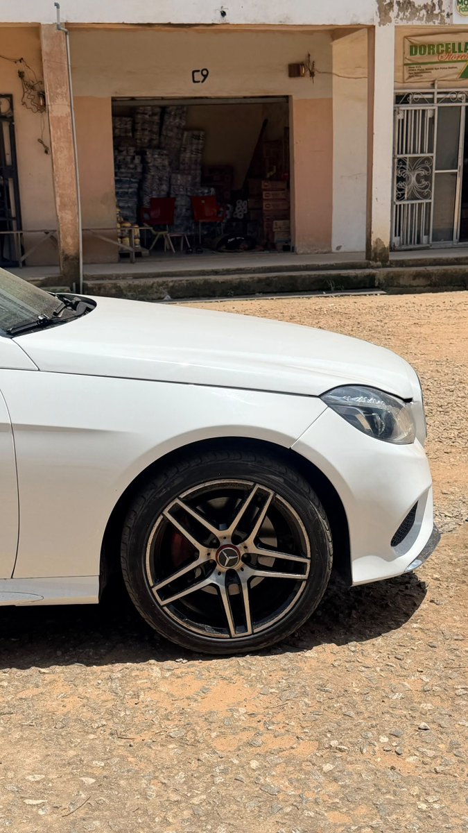 Auto_poacher's tweet photo. My friend needs urgent money for this neatly upgraded Registered BENZ E350 WITH DUTY N7.9m https://t.co/MEgITJwtxZ