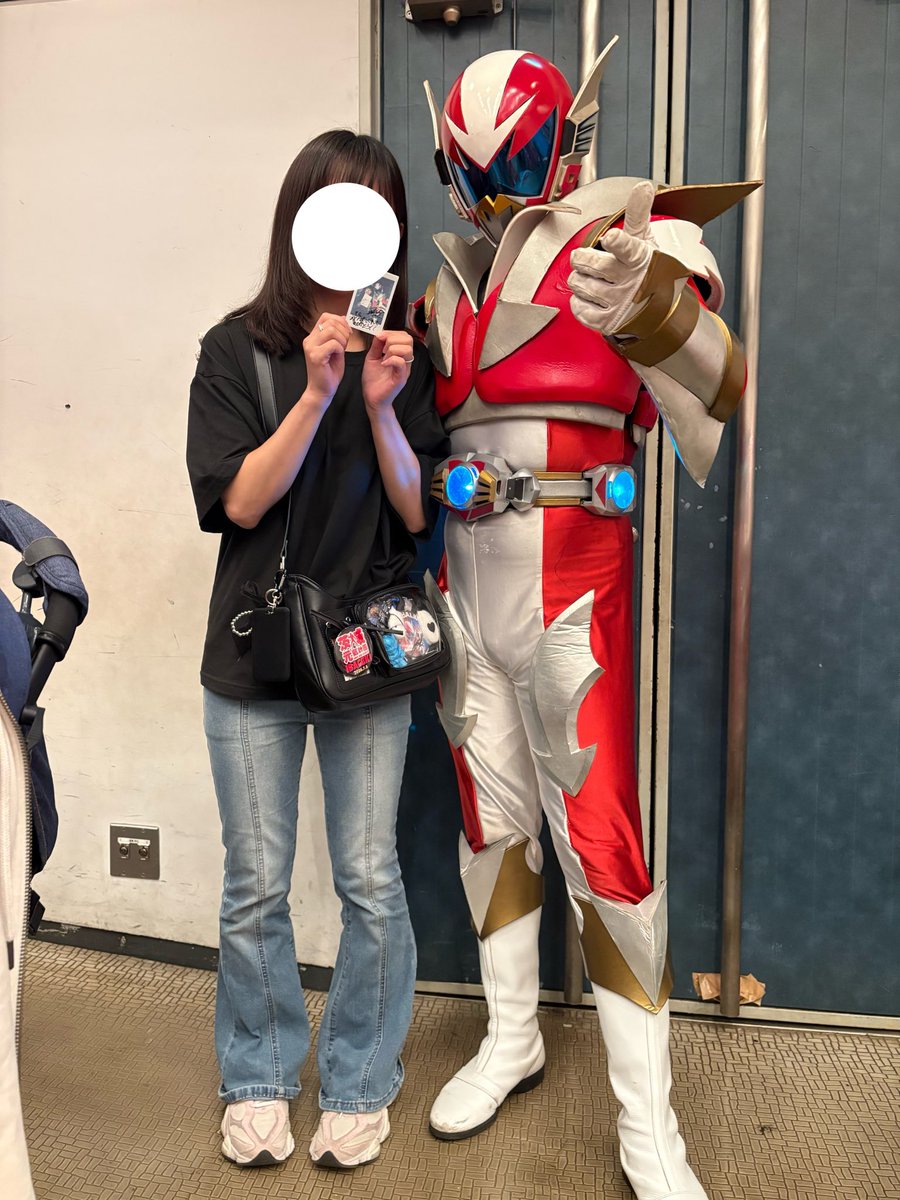 kyon100go's tweet photo. 本命ｱｰﾙさん近すぎて死
『お休みR』というお名前なんですね。
ずっと本命のｱｰﾙさんって言ってたょ https://t.co/6DnScaemek