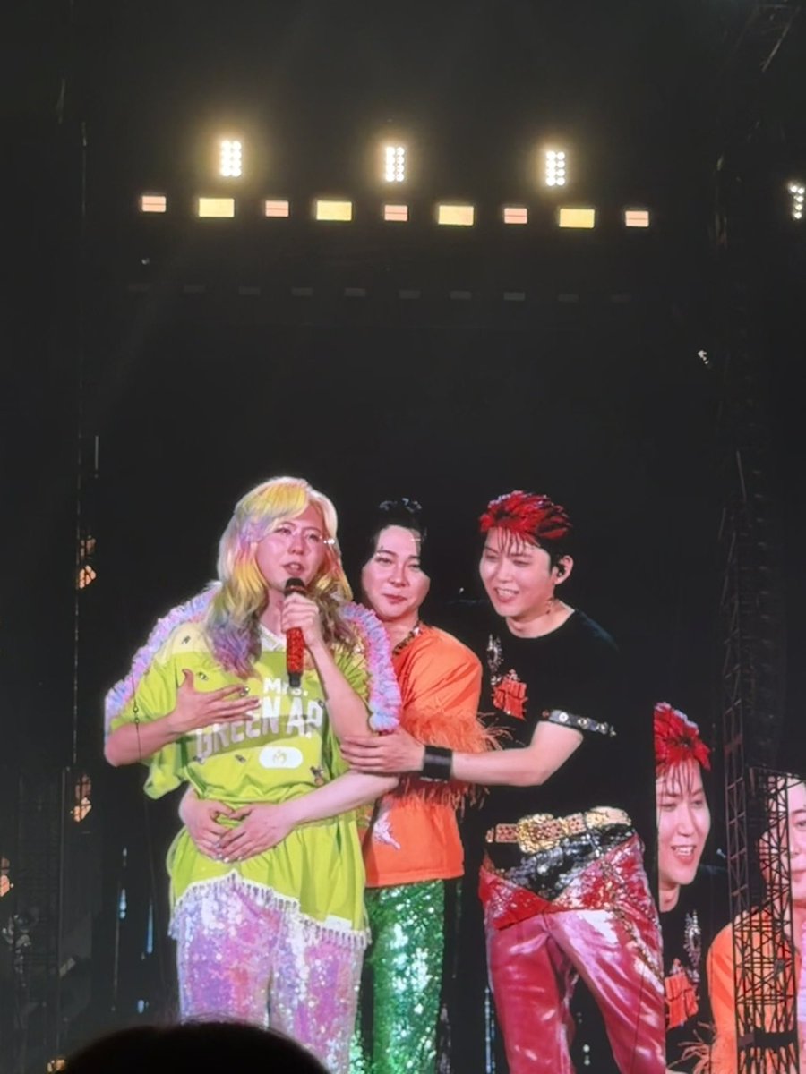 Mrs_daisuki_yo's tweet photo. ファイナル参戦
最後の最後で涼ちゃん泣いてそれにそっと寄り添う2人に感動(T ^ T)
 #ゼンジン未到とイミュータブル https://t.co/WvBjV8w9xe