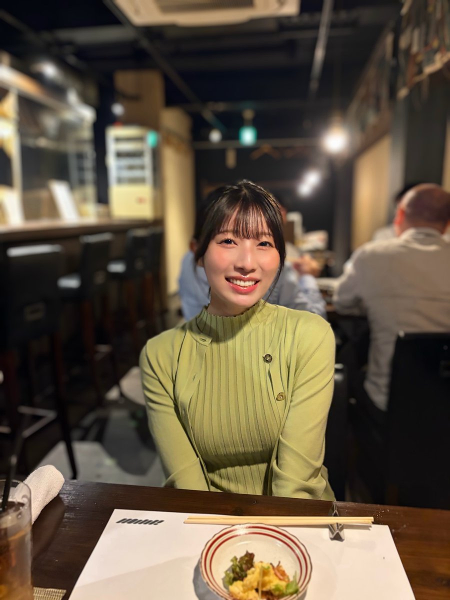tk3torao2's tweet photo. わかぽんインスタ

_wakapon_

https://t.co/qOaOmm5PcB

かんぱいしませんか〜🥂
烏龍茶いっぱい飲めます！

緑の服着て緑のものを食べた日でした🥬たのしかった〜
#anuans #ニット #サマーニット https://t.co/fomZ2VlnIa