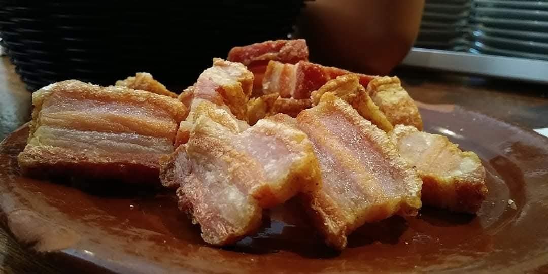 JesusPilar79's tweet photo. Llego el #lunes #torreznoday a darle caña a un buen @TorreznodeSoria con un #Rosado @DOCigales y #PandeValladolid #AlLio @Soriaestademoda @sorianitelaimag @tierradesabor @EMorenoSaez @tierradesabor @JuanjoDelgadoes @jantongo @dmanso73 @GastronomiaCyL @gastrosoria @LugardelaPanza https://t.co/cDUqV5vXht