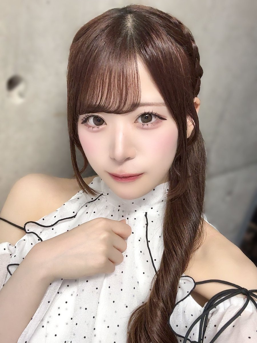 QuAly_YUYU's tweet photo. SNS更新は君の香りを纏って♡ https://t.co/rndebn3P7Y