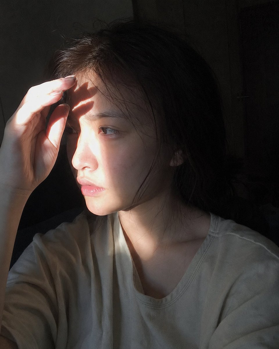 Nine_Shell's tweet photo. Does she feel real, or does the AI still show?

I built this by cutting away the unnatural setup:
no makeup → just woke up → curtains still closed → one slit of morning light → she keeps one hand up against the morning light before fully waking up.

The goal was a low-light smartphone photo where the realism comes from the limits of the camera, the light, and the body’s reaction.

GPT-image-2 on ChatGPT
Prompt below ↓