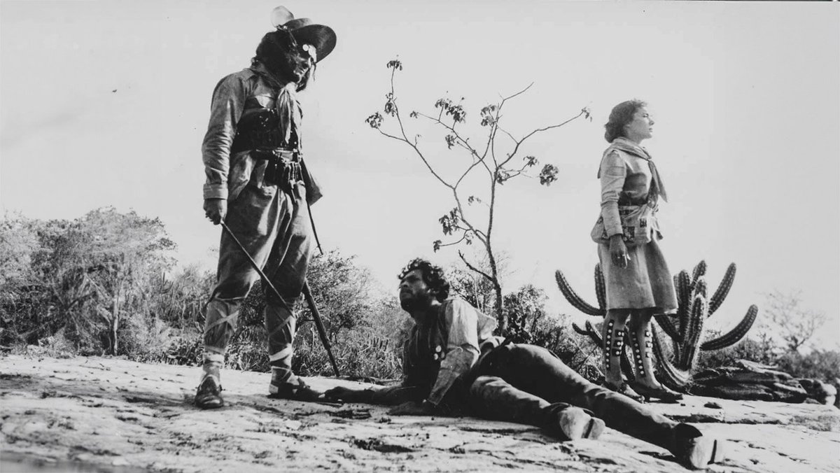 oguiizao's tweet photo. "É impressionante o diretor ter feito tudo isso com apenas 26 anos"

Glauber Rocha tinha 24 quando fez Deus e o Diabo na Terra do Sol

Sganzerla tinha 22 anos quando fez O Bandido da Luz Vermelha e com 24 fez Copacabana Mon Amour e Sem Essa, Aranha

tamo bem https://t.co/Mw4EZHBoxX