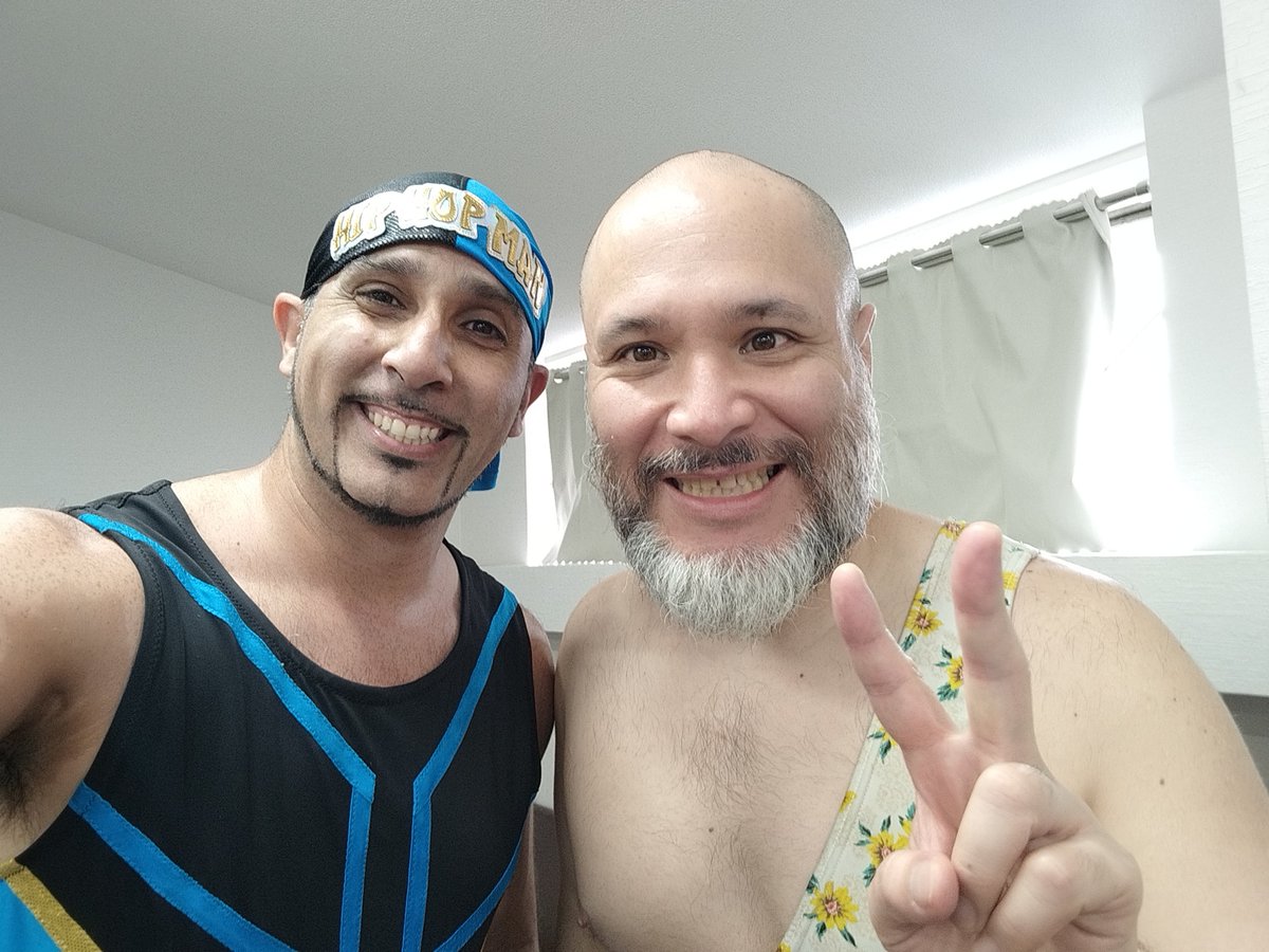 danyhiphopman's tweet photo. Me divertí mucho con su lucha. Gran luchador @romacittaaperta 🙏 #GXW #hiphopman https://t.co/7srHUBrMAM