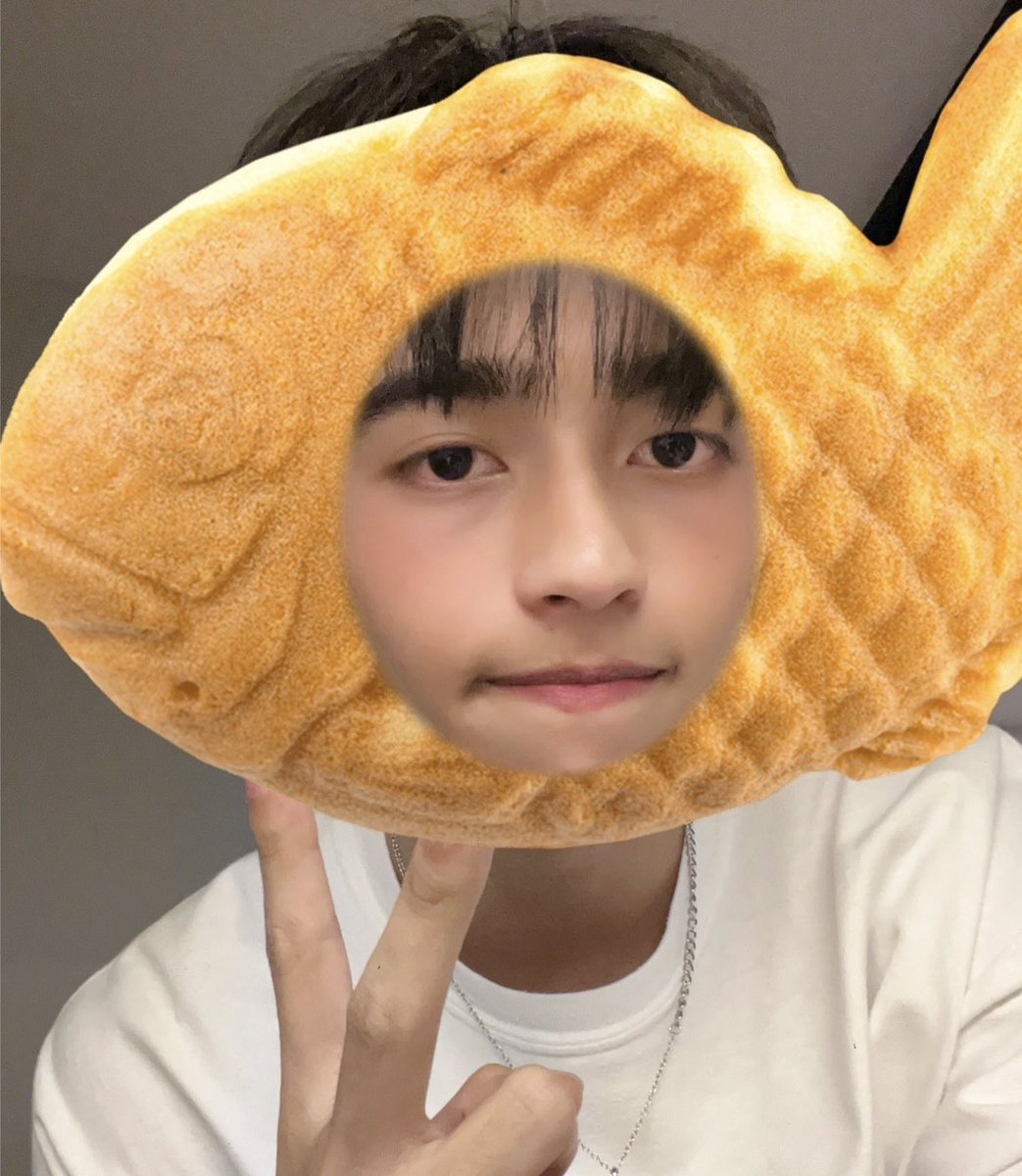 __jjase's tweet photo. แกะกระจกเสร็จแล้วรอส่งมอบครับ🐯🫶🏻

—(@jemxniq_ ) ᢉ𐭩
 #jemxniq #projectalphanewclan https://t.co/NuRQXMCbp4
