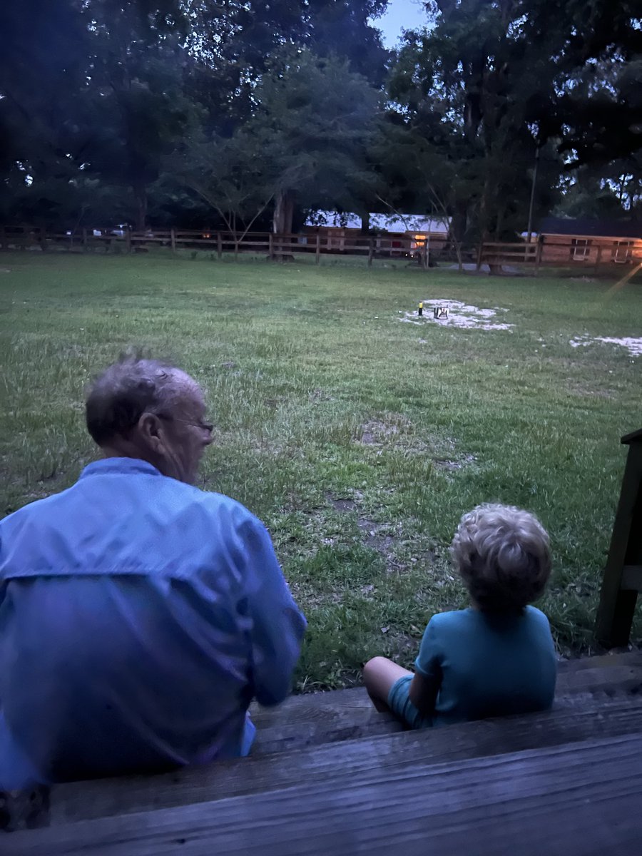 twillamor's tweet photo. Since everybody thinks this isn’t my original video here’s photos from prior to the video before we started 💁🏼‍♀️💙💙 https://t.co/pTr7jbo4zr
