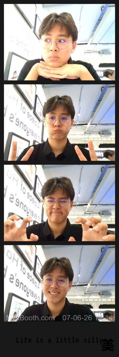 savemyselfvier's tweet photo. I FOUND A WEBSITE TO TAKE PHOTOBOOTH STYLE PICTURES 🤭 https://t.co/NGznrimIUT