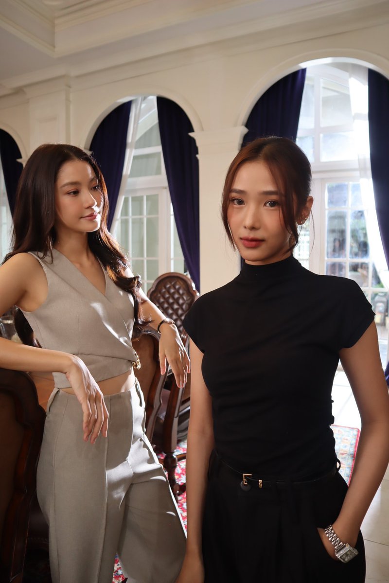 tm242046's tweet photo. แฟนเก่าแห่งชาติ ไม่มีใครลืมชีได้สักคน https://t.co/DFXGYQEQNY