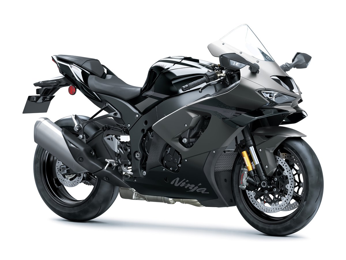plaza_niigata's tweet photo. 新型Ninja ZX-10Rシリーズの販売方法についてご案内です。Ninja ZX-10Rは抽選販売といたします。ご応募期間は2026年7月13日(月)～7月26日(日)まで。なお、Ninja ZX-10RRは店頭にてご予約対応となりますが、非常に少ない入荷台数のため、ご希望に添えない場合もございますことをご理解願います。 https://t.co/ijh33HO8VC