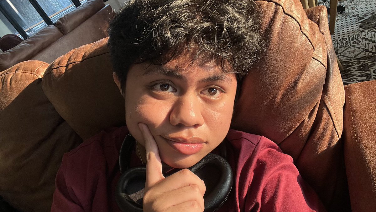 Delchocofi's tweet photo. Ngerjain Laporan n Sunkissed 🔅
At cw ugm

Syp mw moots? https://t.co/t4AOgSsGem