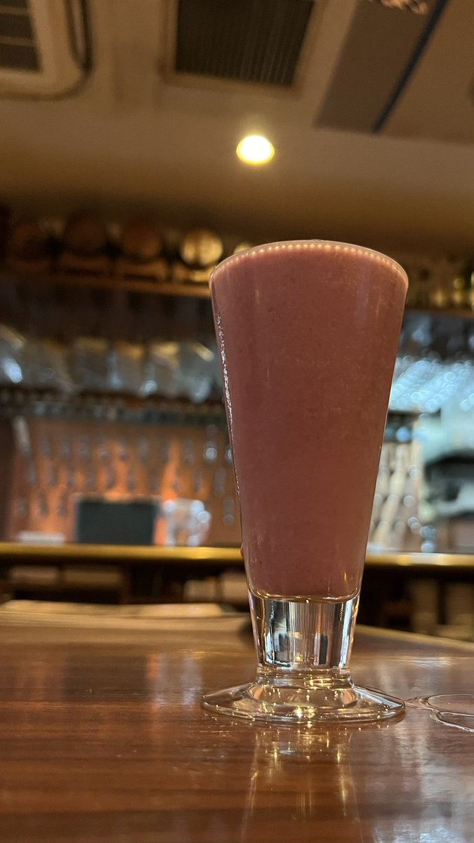 sunatchy's tweet photo. Yellow Beer Works × BEERKICHI × Yuya Boys / 超ベリーグッ!な あ!くま! @ G.G.C. 川崎店

Blueberry, Ice creamを使用したMilk smoothie sour ale 4% ABV。大人のデザート😋🫐🍨 https://t.co/QKxWX2ZB6Y