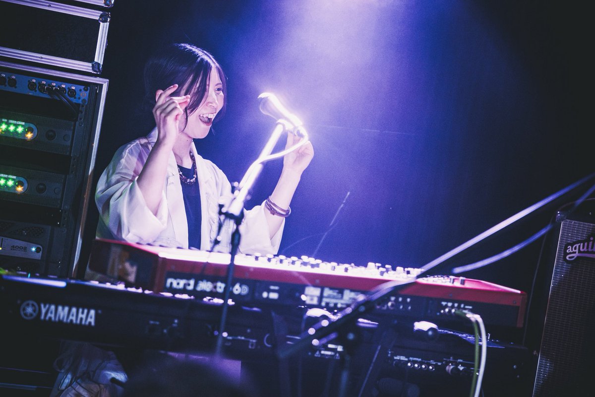 RoomLucy's tweet photo. 🔻Live Photos 💐

2026.7.5 @下北沢Flowers Loft
『#サマータイムディスコ』Release Live
“ミラーボールを浴びて”

📷 @sueyoshiryouta https://t.co/ud7zuapEbW