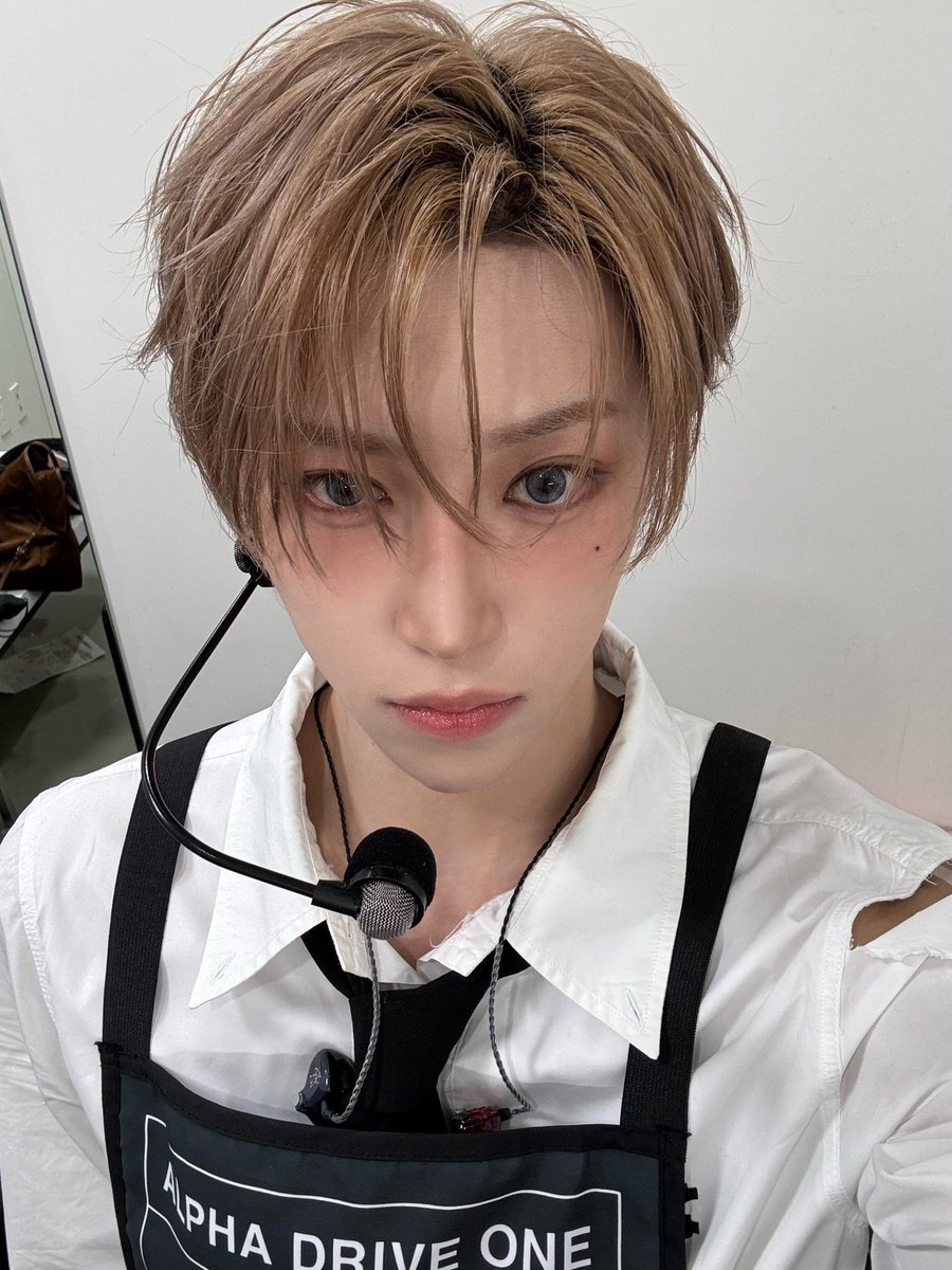 _snllw8's tweet photo. アルノお誕生日おめでとう💕

#Blossoming24_with_ARNO
#우리의행운_아르노_생일축하해
#二四歳もALLYZに愛される気アルノ
#Arno24岁生日快乐 https://t.co/X0cSvlTGew