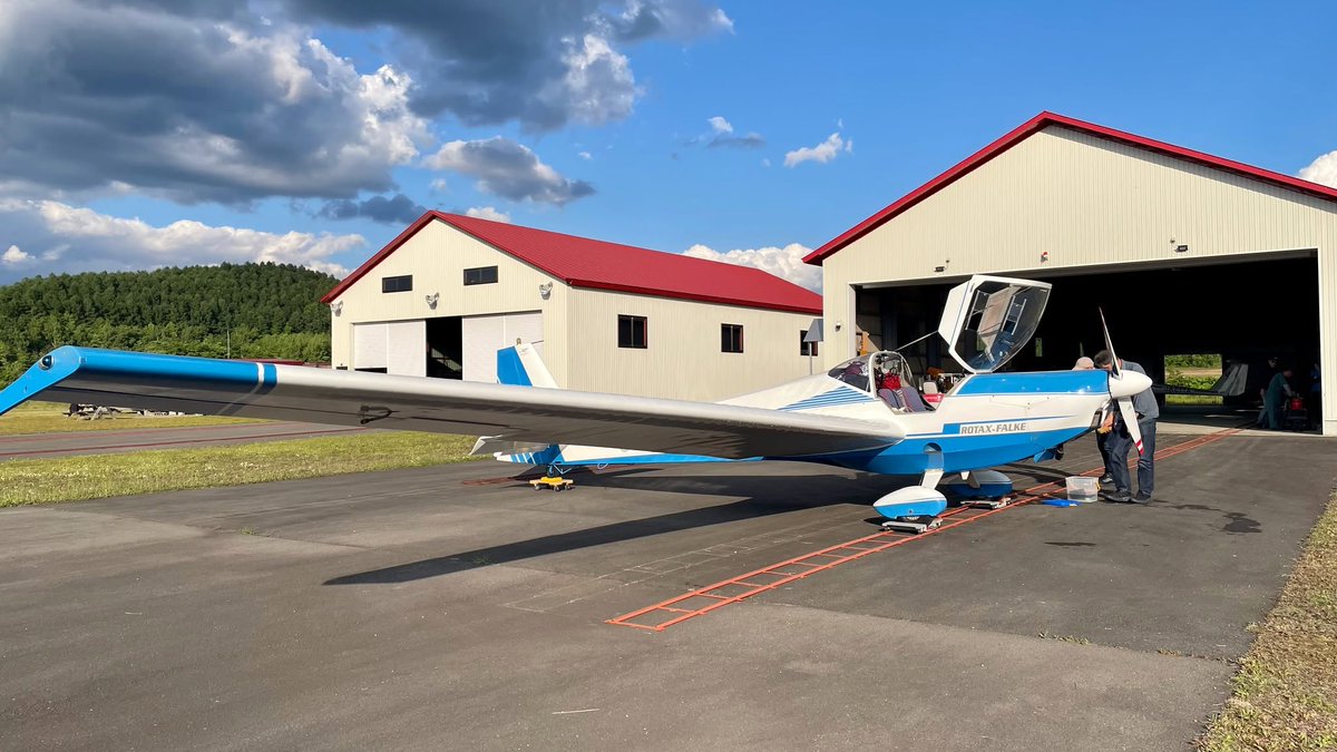 Akira01AU's tweet photo. 美瑛に到着。千葉県野田市関宿滑空場から仙台空港、青森空港で給油して1日でフェリーしました。トータル飛行時間6+49、飛行距離543NM : 1,005km。今年の夏は愛機を北海道に置いておきLCCで通います。
14Jun2026
#JA01AU
#SF25C
#RJSS
#RJSA
#愛機 https://t.co/ScV3esfSjk