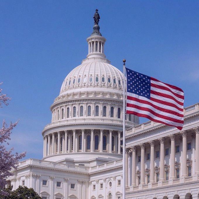 FP_Iwasaki's tweet photo. 速報🇺🇸暗号資産明確化法案は、上院が夏期休暇に入る前の8月7日までに可決される必要があるみたい。 https://t.co/82htvKMvq0