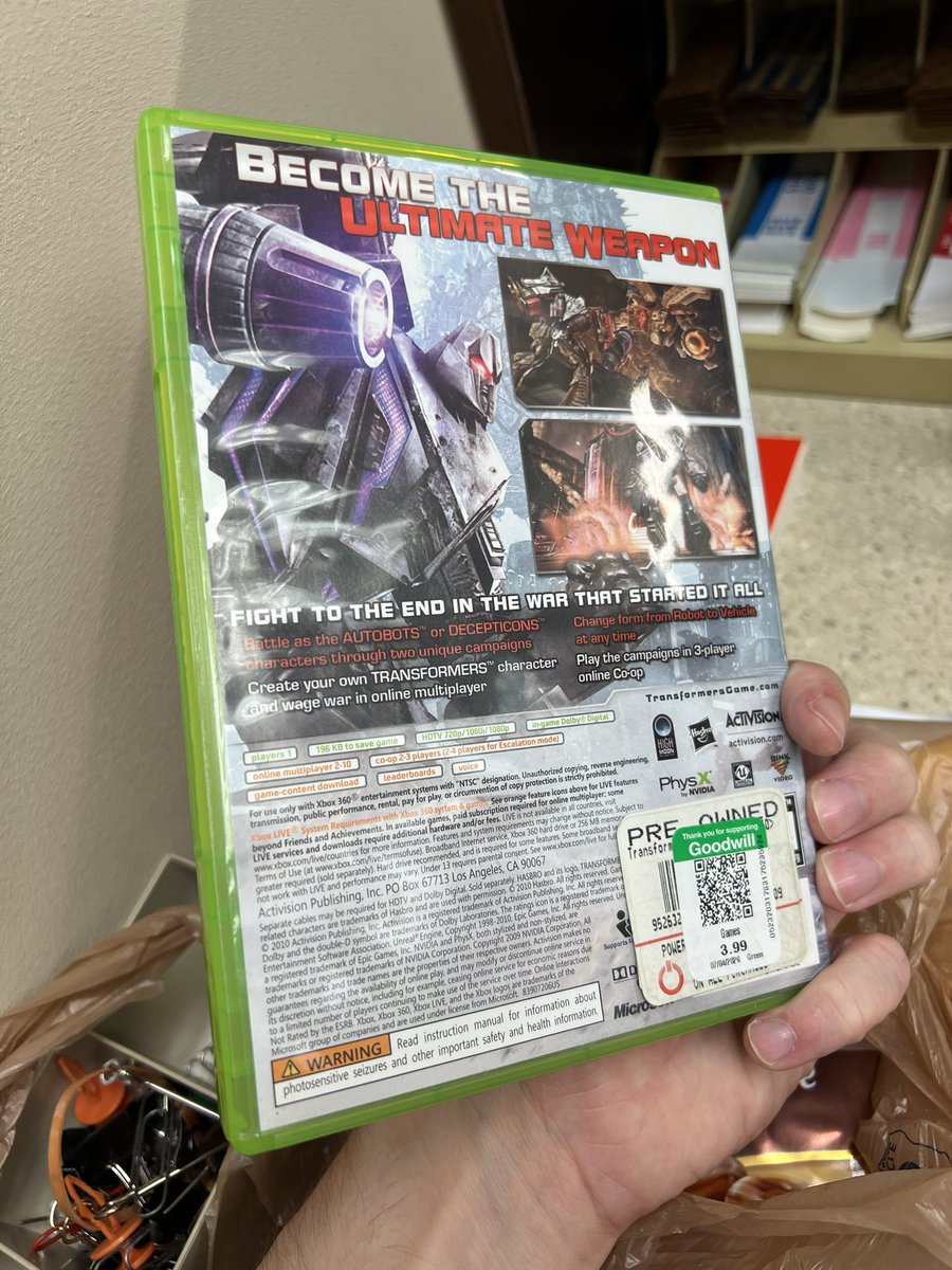 jslane11's tweet photo. Stopped at Goodwill on my lunch break. Pretty good find

#thrifting 
#goodwill 
#videogames 
#videogamehunting https://t.co/XeUmlvPagx