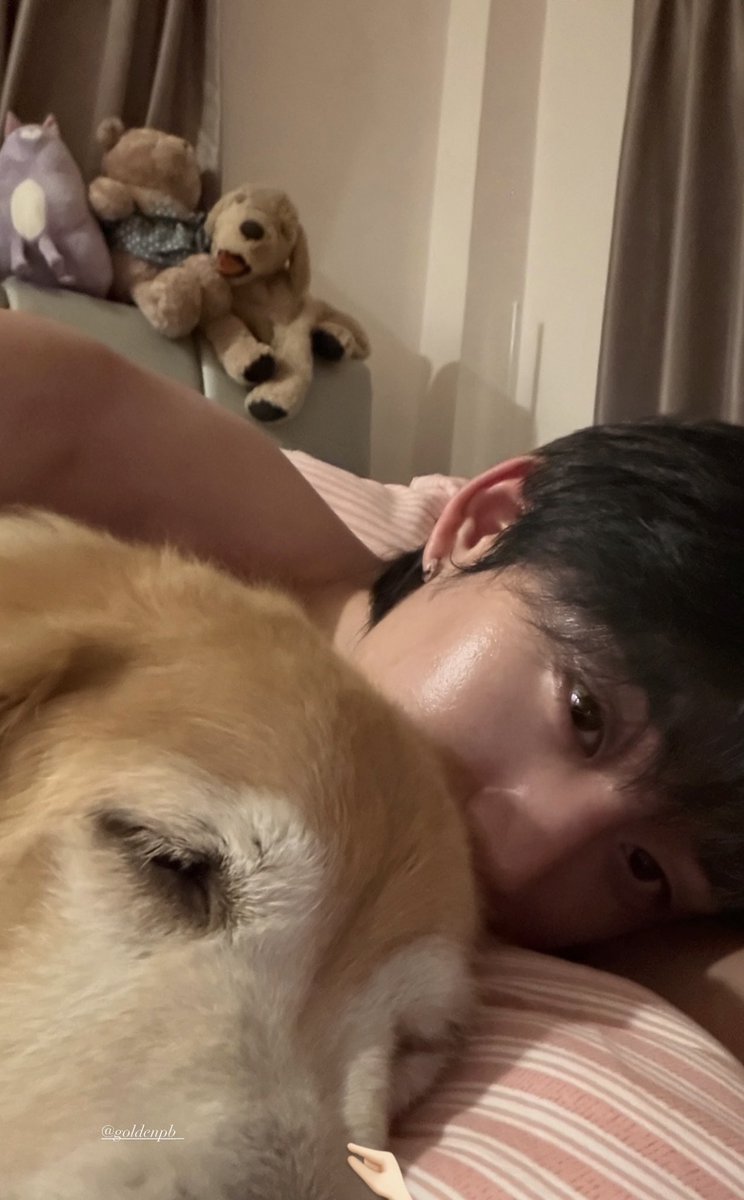 moonciip's tweet photo. อมกน้องเอสกับพีบีㅠㅠㅠㅠใครไหวไปก่อนตาแป๋วๆตอนมองกล้องอ่ะ🥺🥺อ้อนมาก

 #est_rvp https://t.co/TFvVCwTAmm