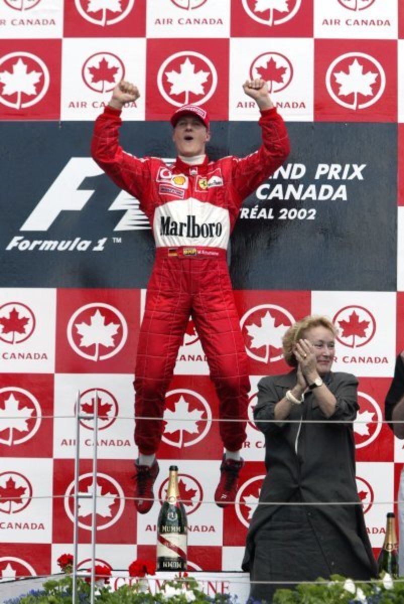 giuseppeJ1306's tweet photo. Ieri vittoria numero 250 per la Ferrari 

La numero 1 di Gonzalez ( Silverstone ) 
La numero 50 di Lauda ( Spagna )
La numero 100 di Prost ( Castellet )
La numero 150 di Schumacher ( Canada ) 
La numero 200 di Raikkonen ( Shangai ) 
La numero 250 di Leclerc ( Silverstone ) https://t.co/vcxgJx69Lz