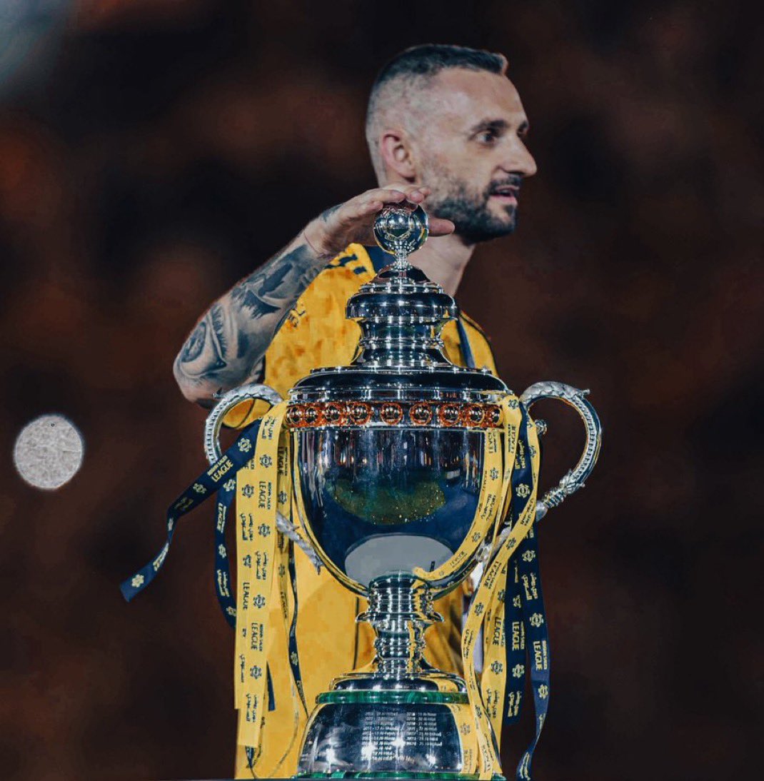 majed9_999's tweet photo. اليوم نودع الملك بروزوفيتش ونشكره على كل
ماقدمه لكيان #النصر العظيم

فقد حضر محترفًا وغادر عاشقًا 💛💙 https://t.co/rFCp6xX1y1