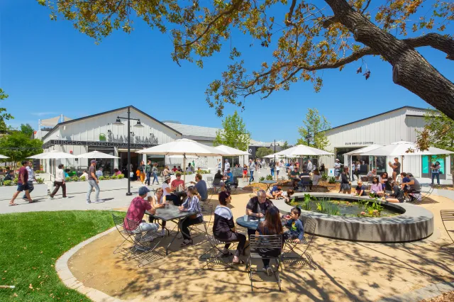 fredmgrier's tweet photo. Meetings at Parakeet Cafe in Del Mar. 

Met with Jay Sheth - Director at Jubilant Biosys. 

We talked about: 

- SD's venture capital x biotech scene 
- State of pharma manufacturing in the U.S. 
- &amp; much more 

Thanks for the time! https://t.co/ulqV9kA71a