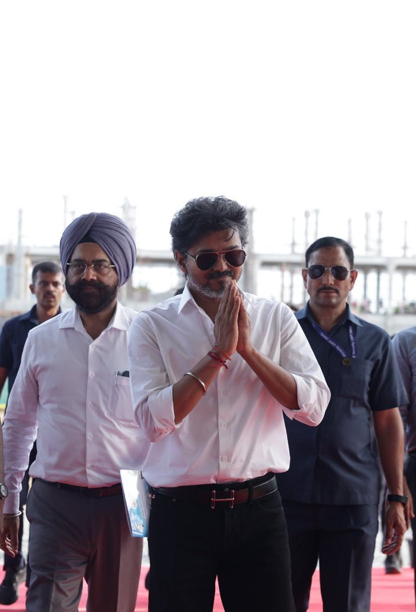 ActorVijayFP's tweet photo. https://t.co/ipH59dMUxw